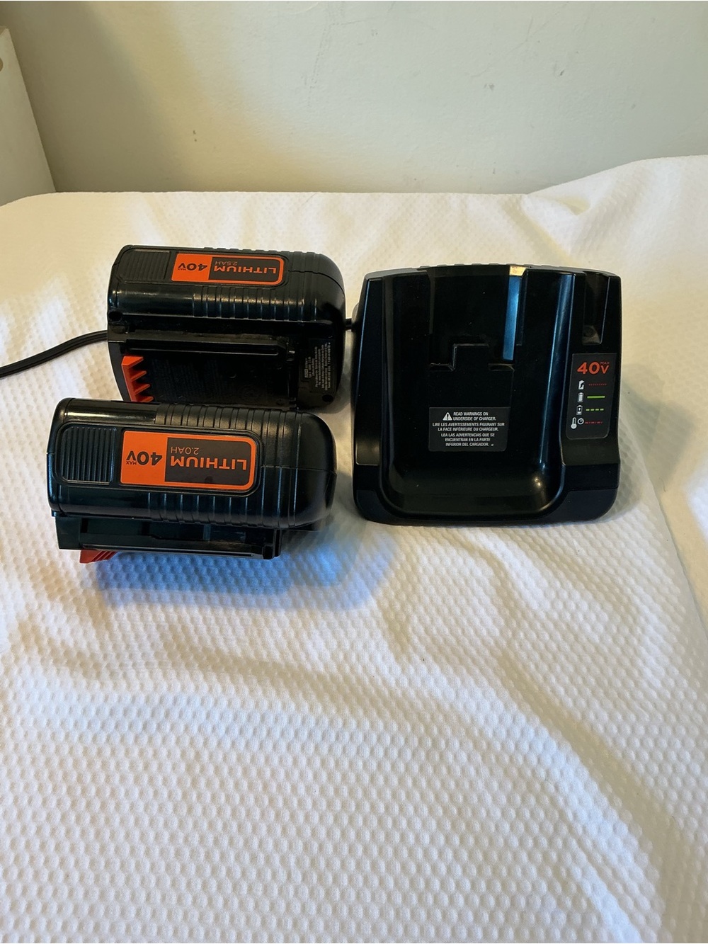 40V Lithium Battery Pack and Charger - Black/Orange